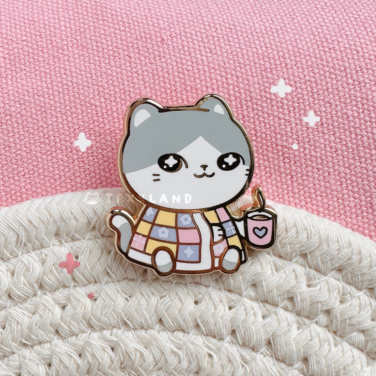 Cozy Kitty Pin