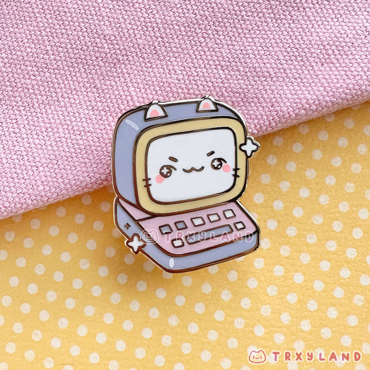 Kitty Computer B Enamel Pin