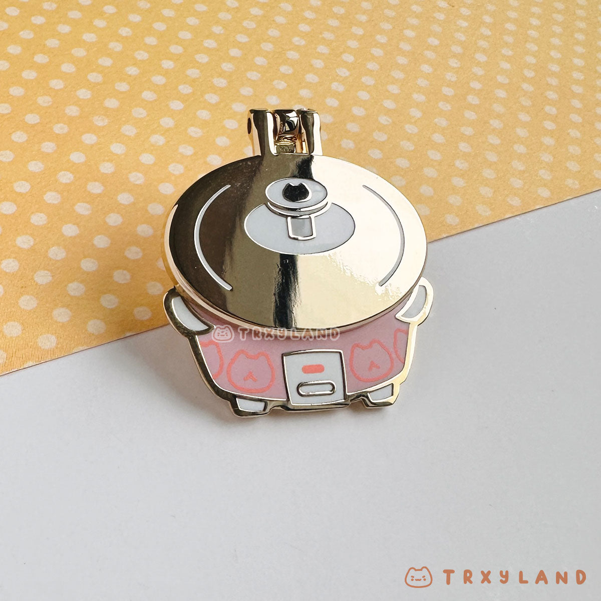 Curry Rice Cooker Kitty - Hinge Enamel Pin