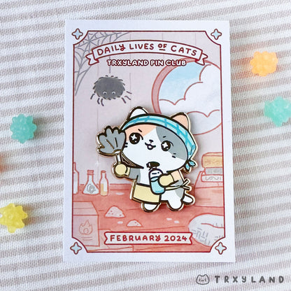Spring-cleaning Kitty Pin