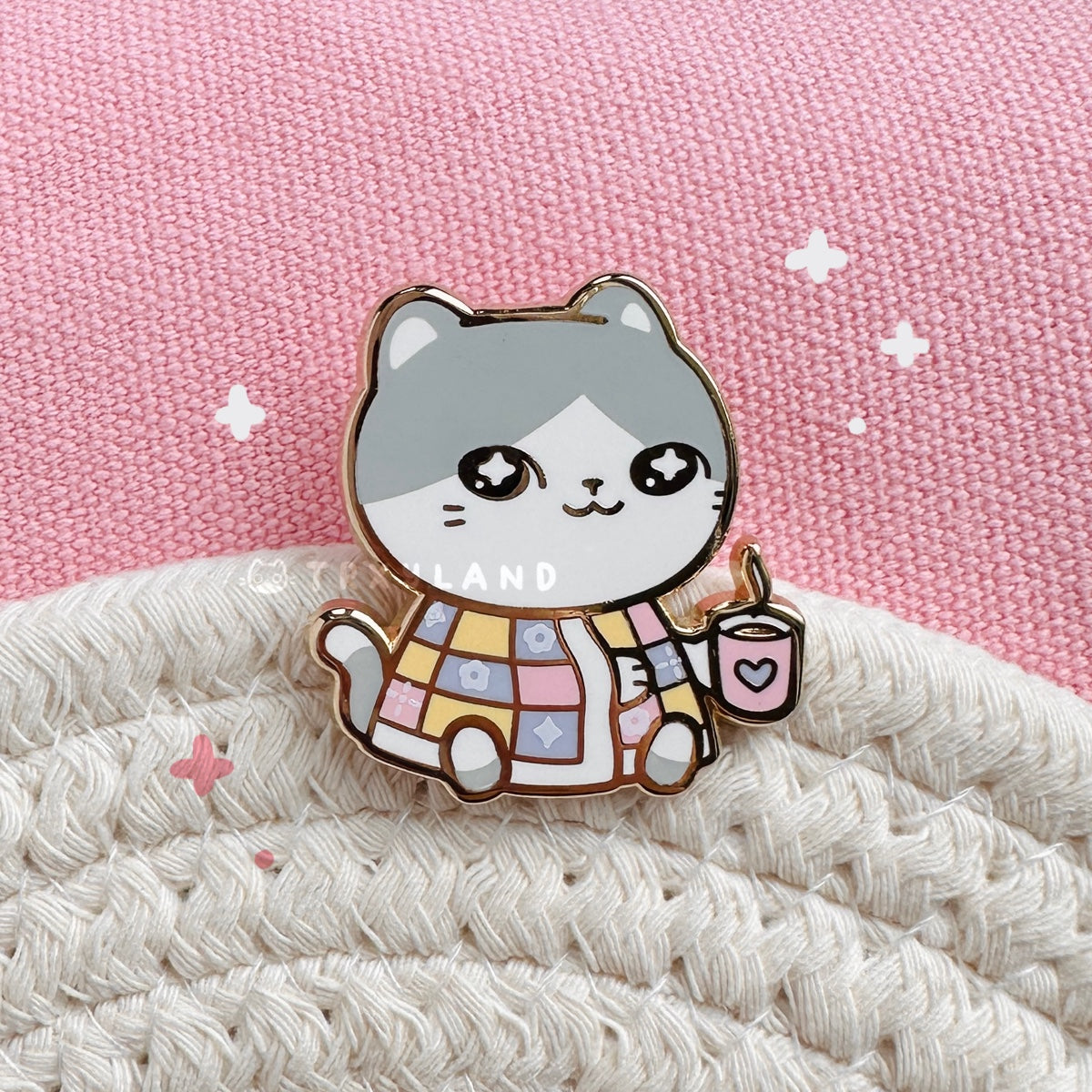 Cozy Kitty Pin